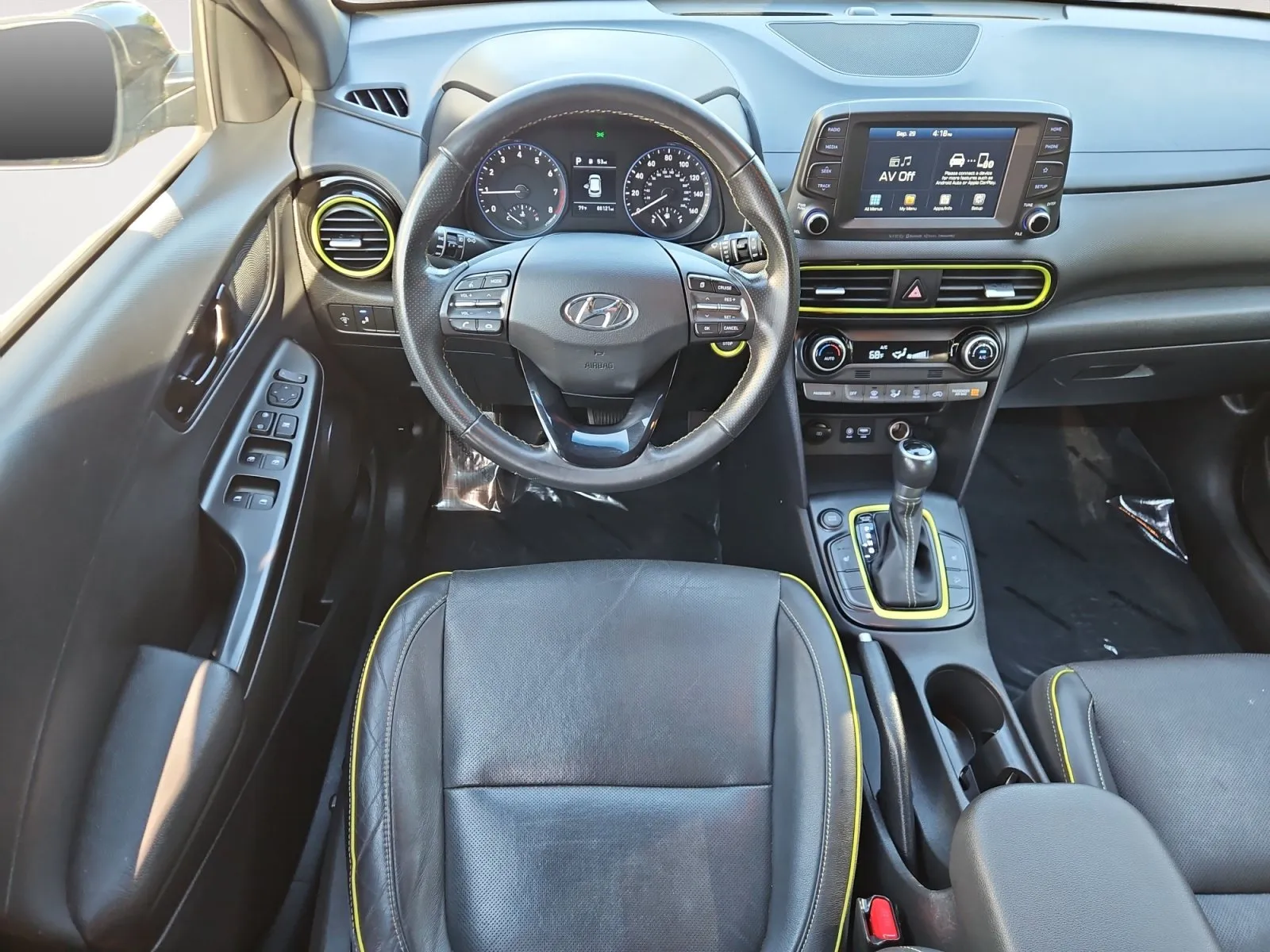 Hyundai Kona photo 11