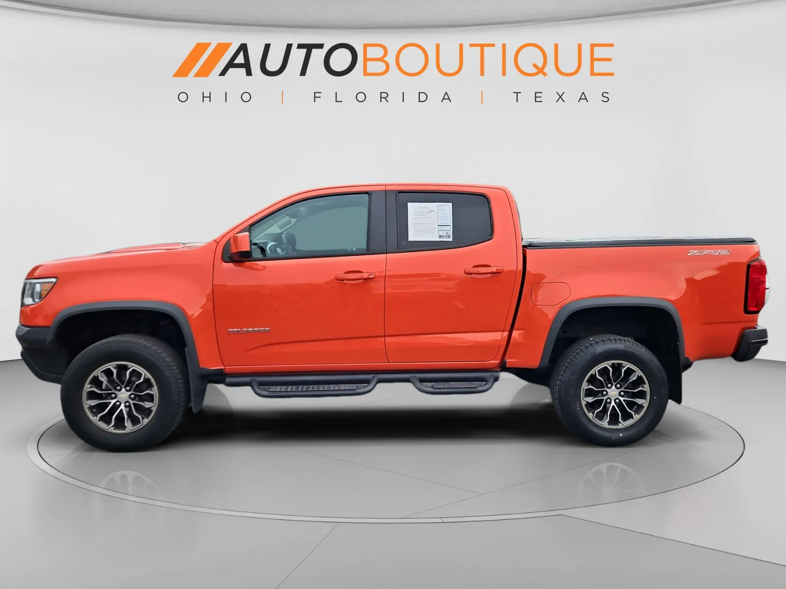Chevrolet Colorado photo 2