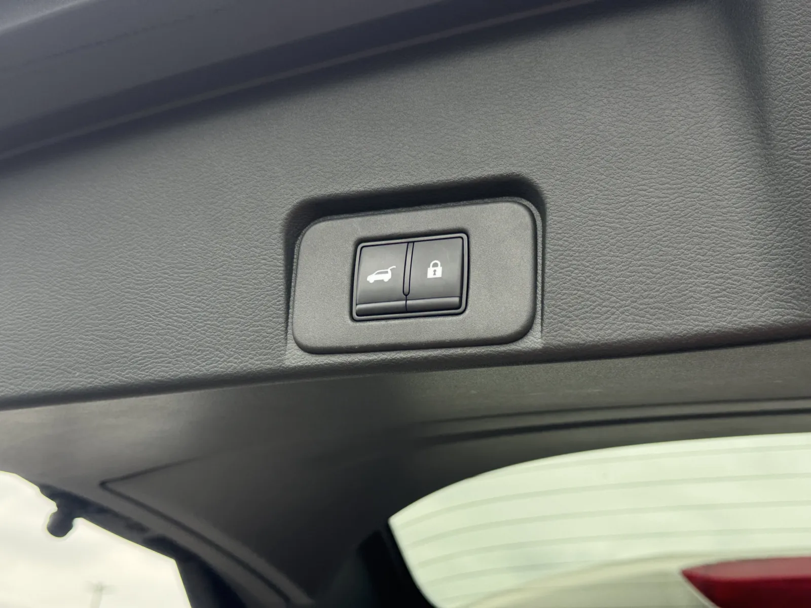 Nissan Rogue photo 15