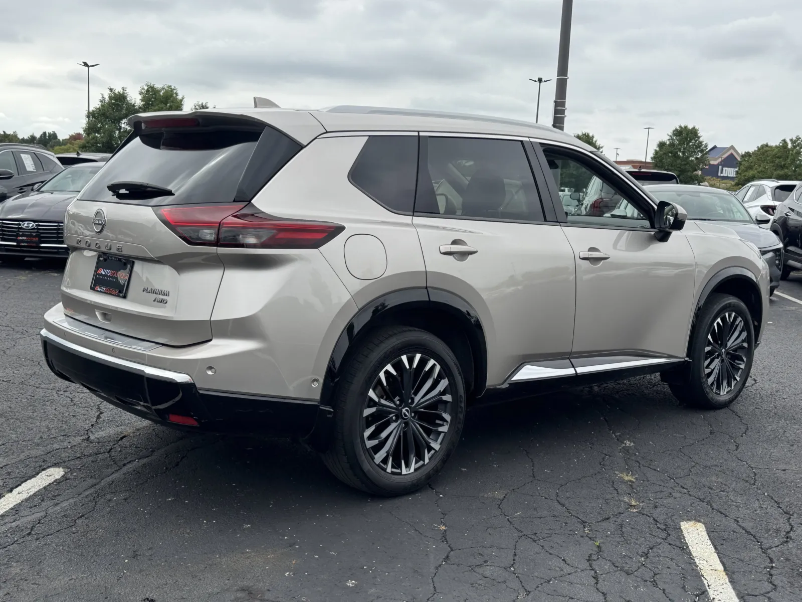 Nissan Rogue photo 13