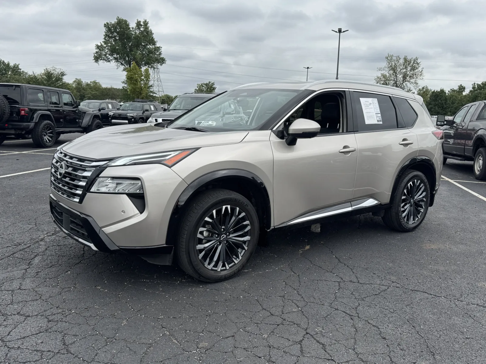 Nissan Rogue photo 36
