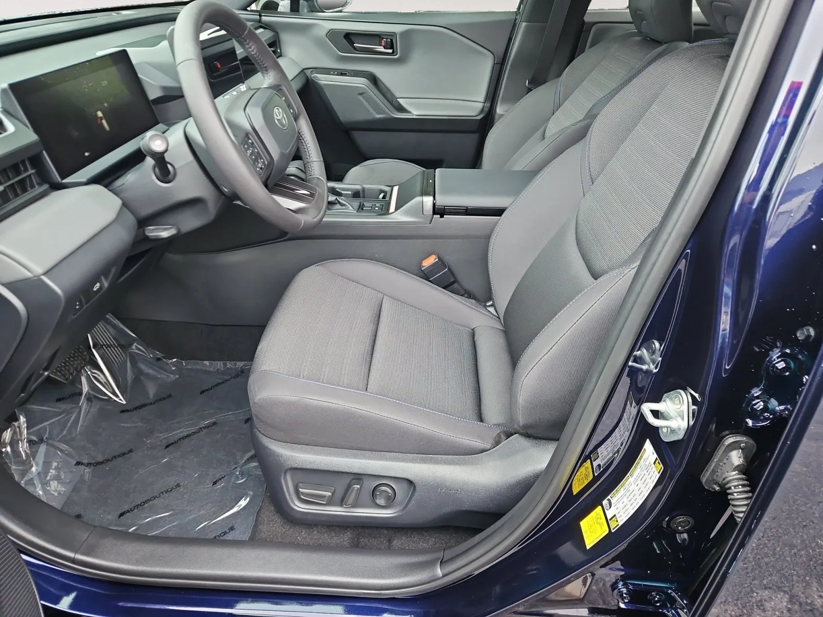 Toyota RAV4 photo 9