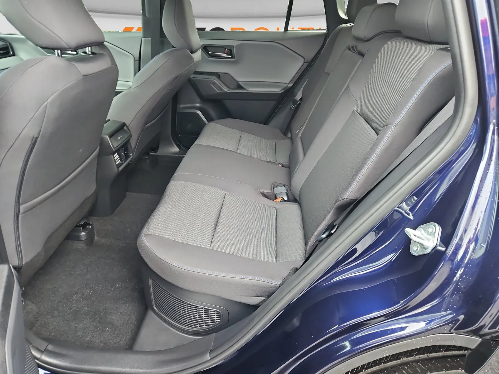 Toyota RAV4 photo 14