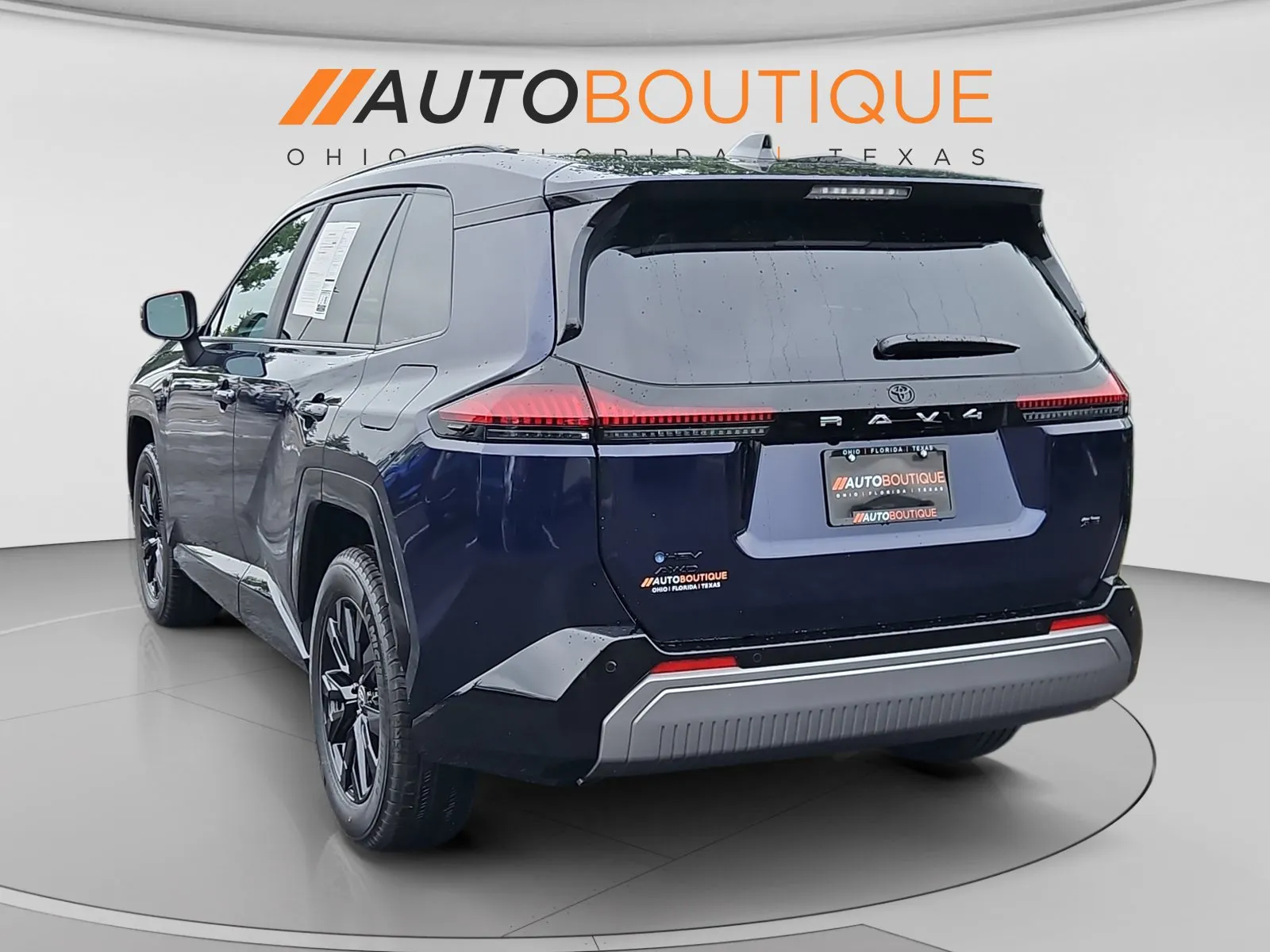 Toyota RAV4 photo 3