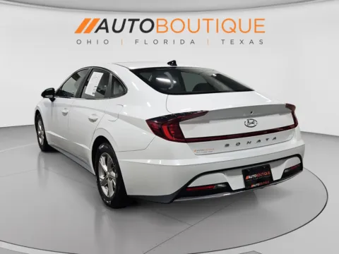Another view of 2021 Hyundai Sonata SE for sale in Columbus, OH at Auto Boutique Ohio