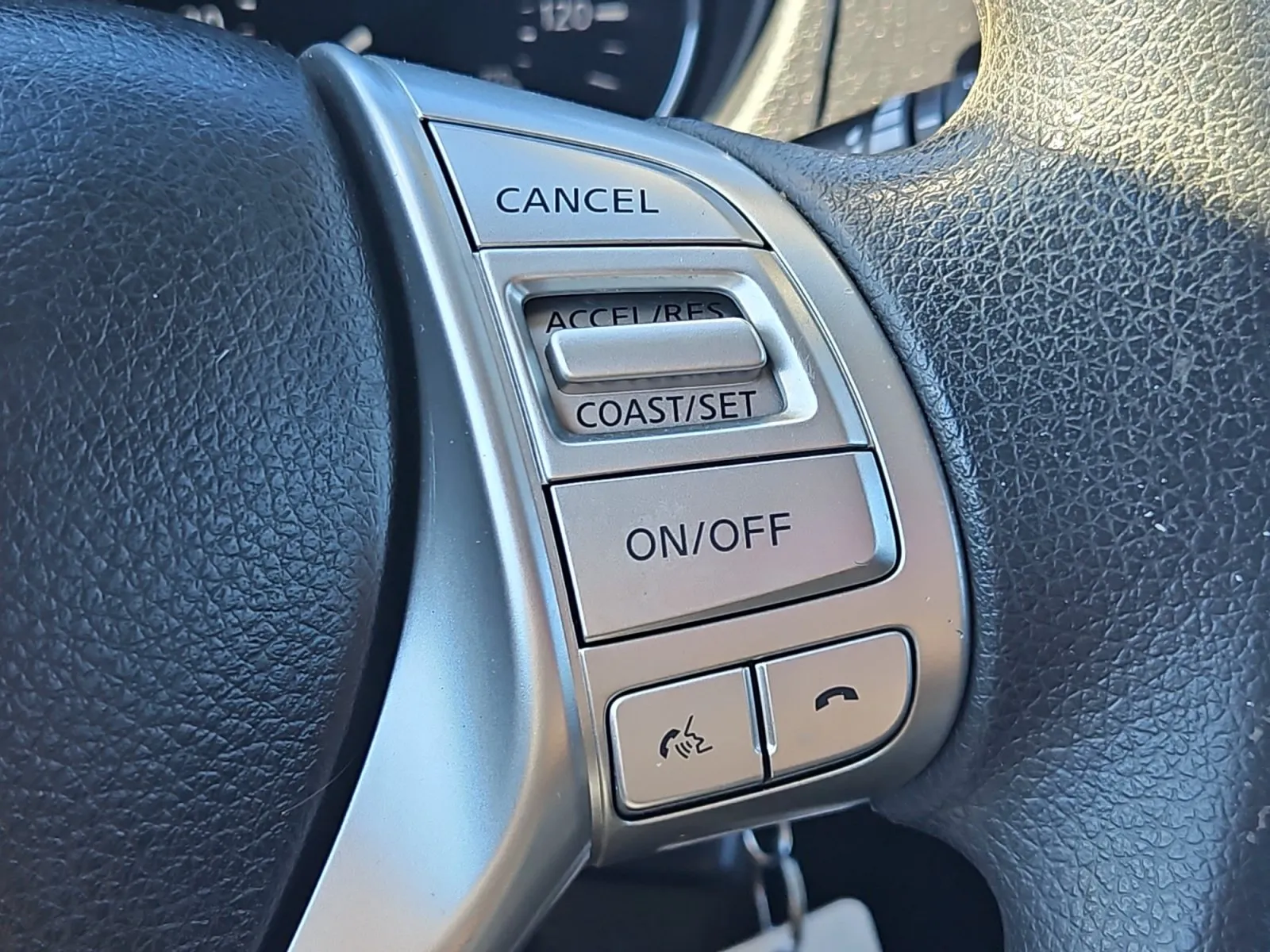 Nissan Rogue photo 17