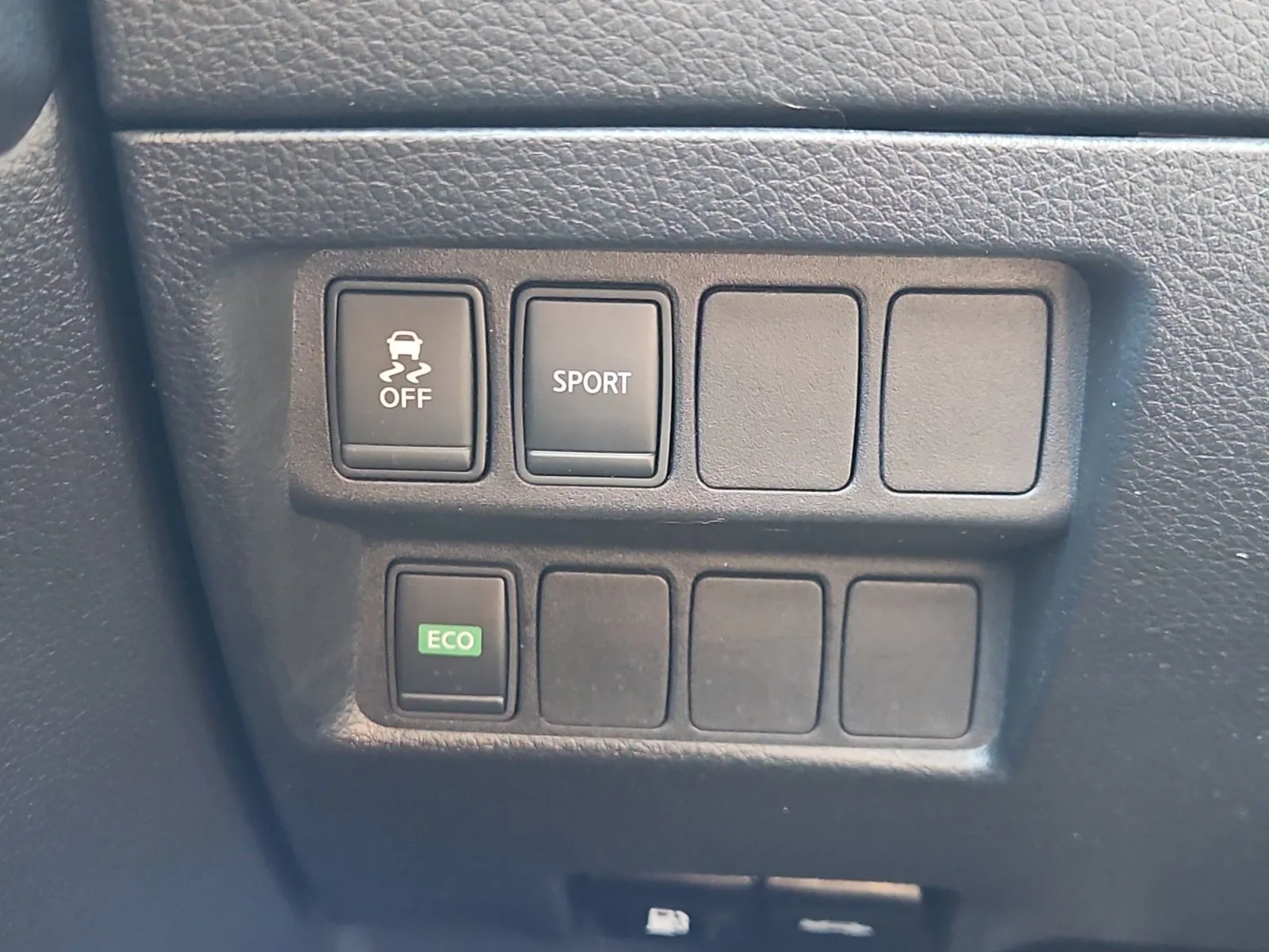 Nissan Rogue photo 19