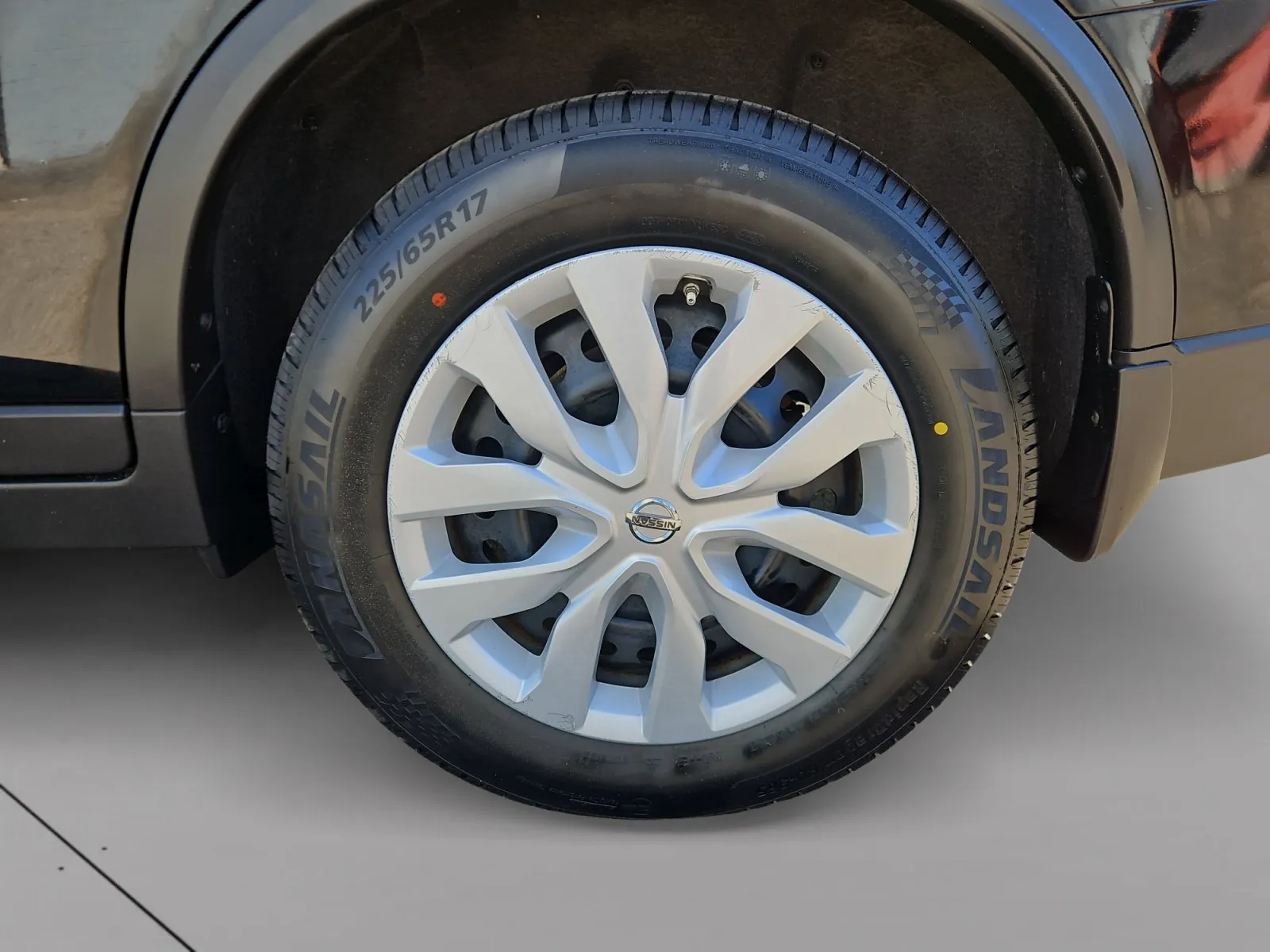 Nissan Rogue photo 14