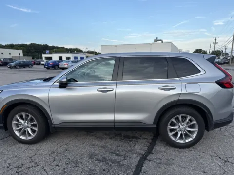 More photos of 2023 Honda CR-V EX-L at Auto Boutique Ohio, OH