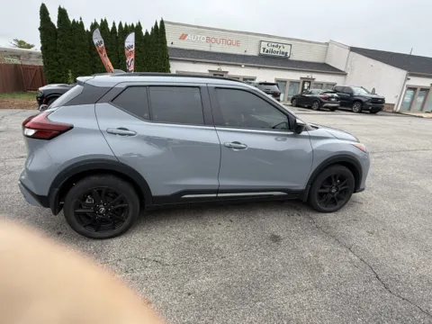 More photos of 2023 Nissan Kicks SR at Auto Boutique Ohio, OH