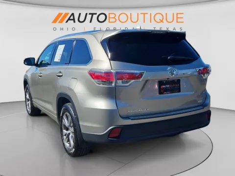 Another view of 2015 Toyota Highlander XLE for sale in Columbus, OH at Auto Boutique Ohio