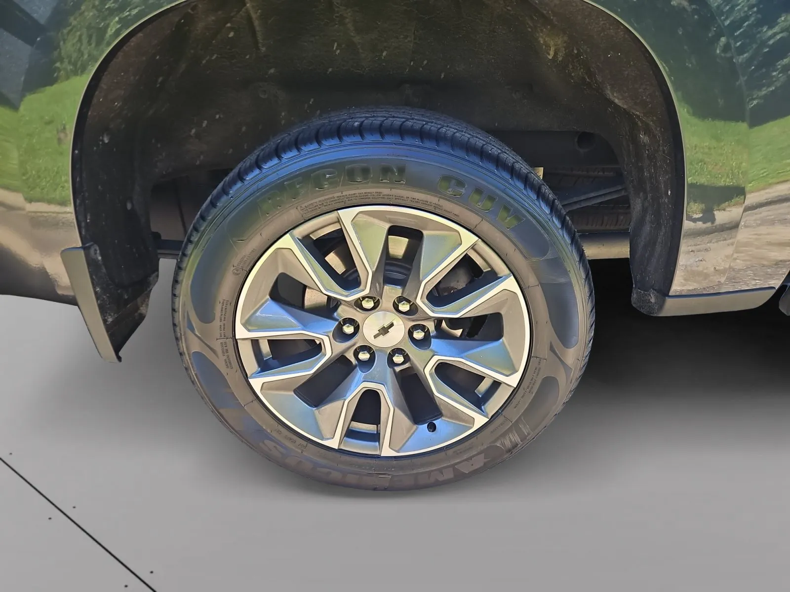 Chevrolet Silverado photo 16