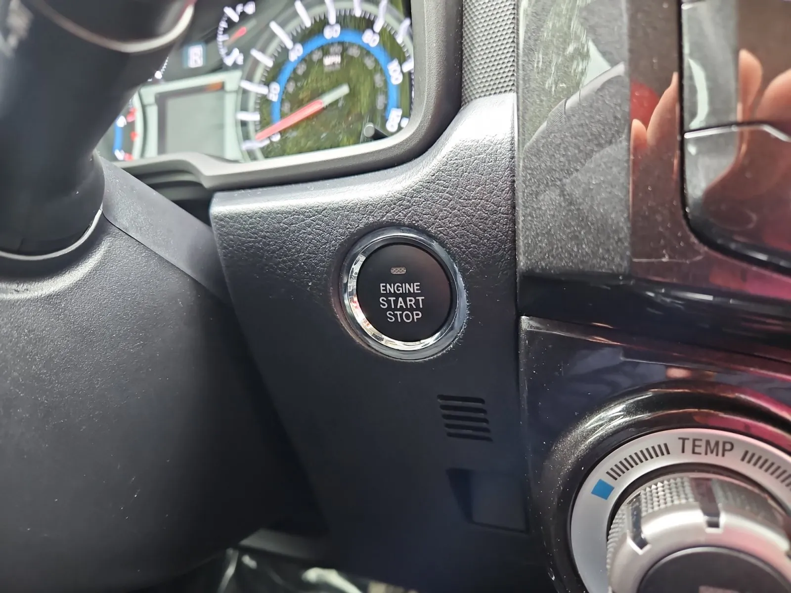 Toyota 4Runner photo 22