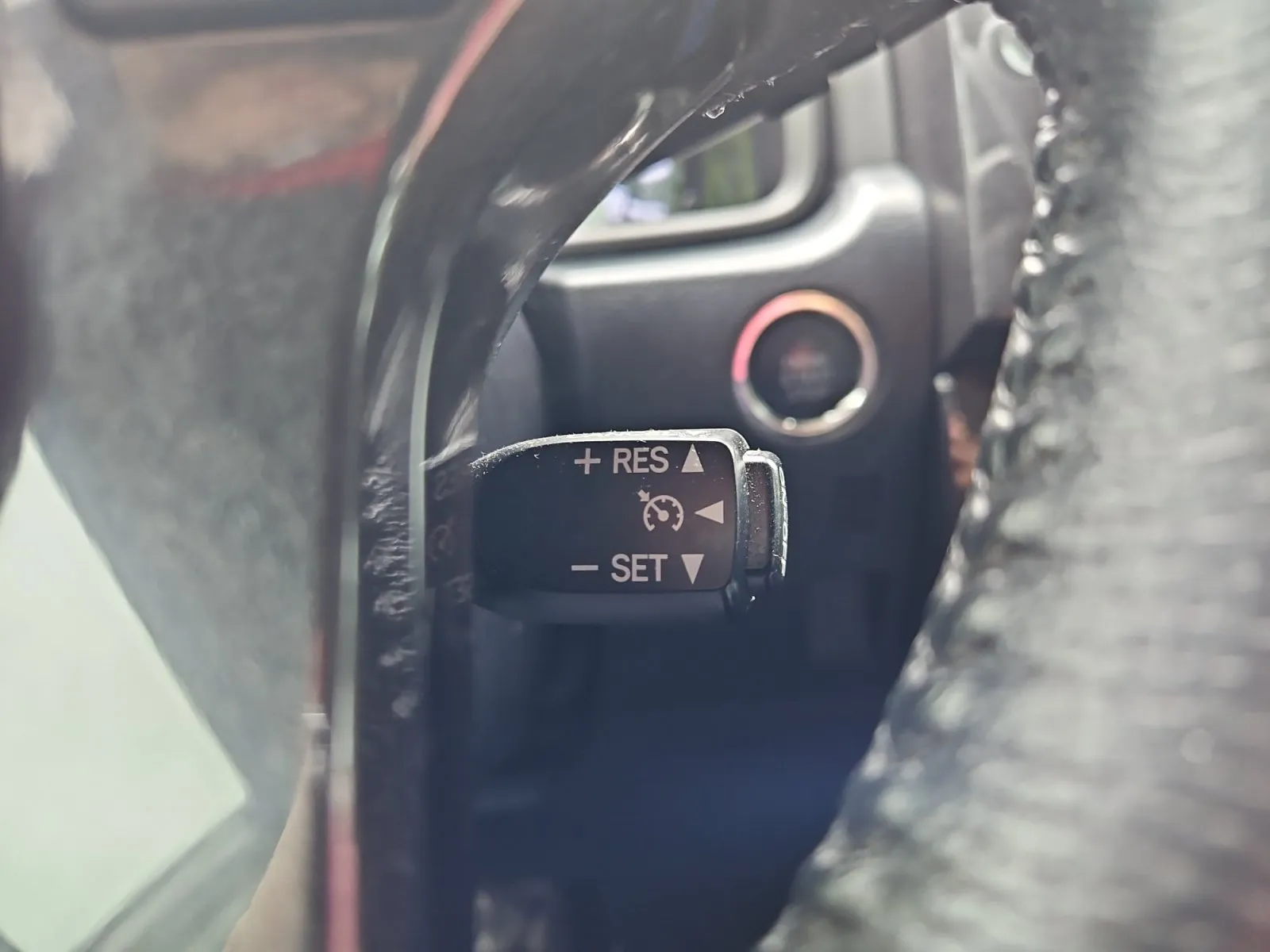 Toyota 4Runner photo 26