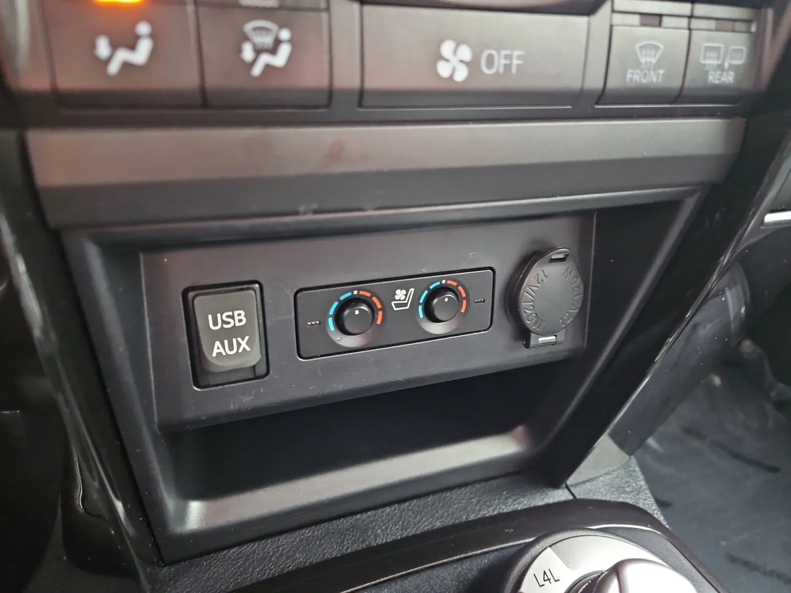 Toyota 4Runner photo 23