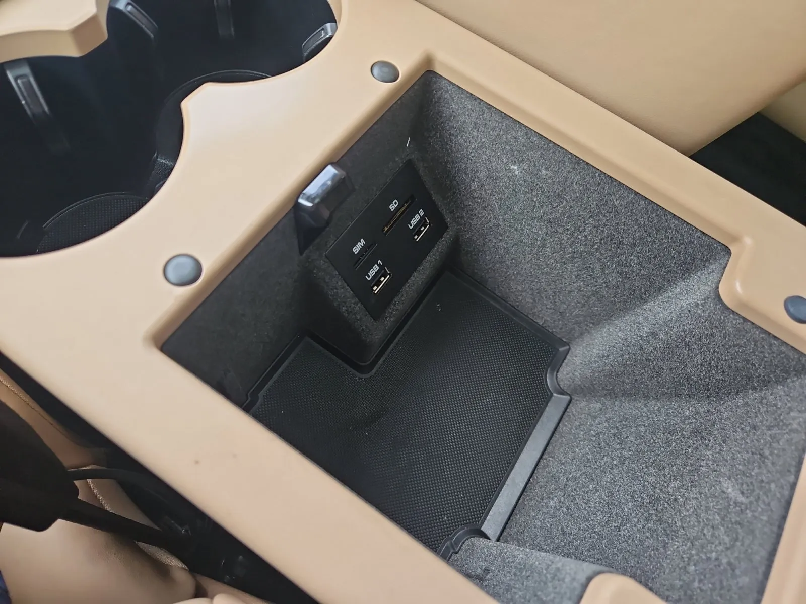 Porsche Macan photo 27