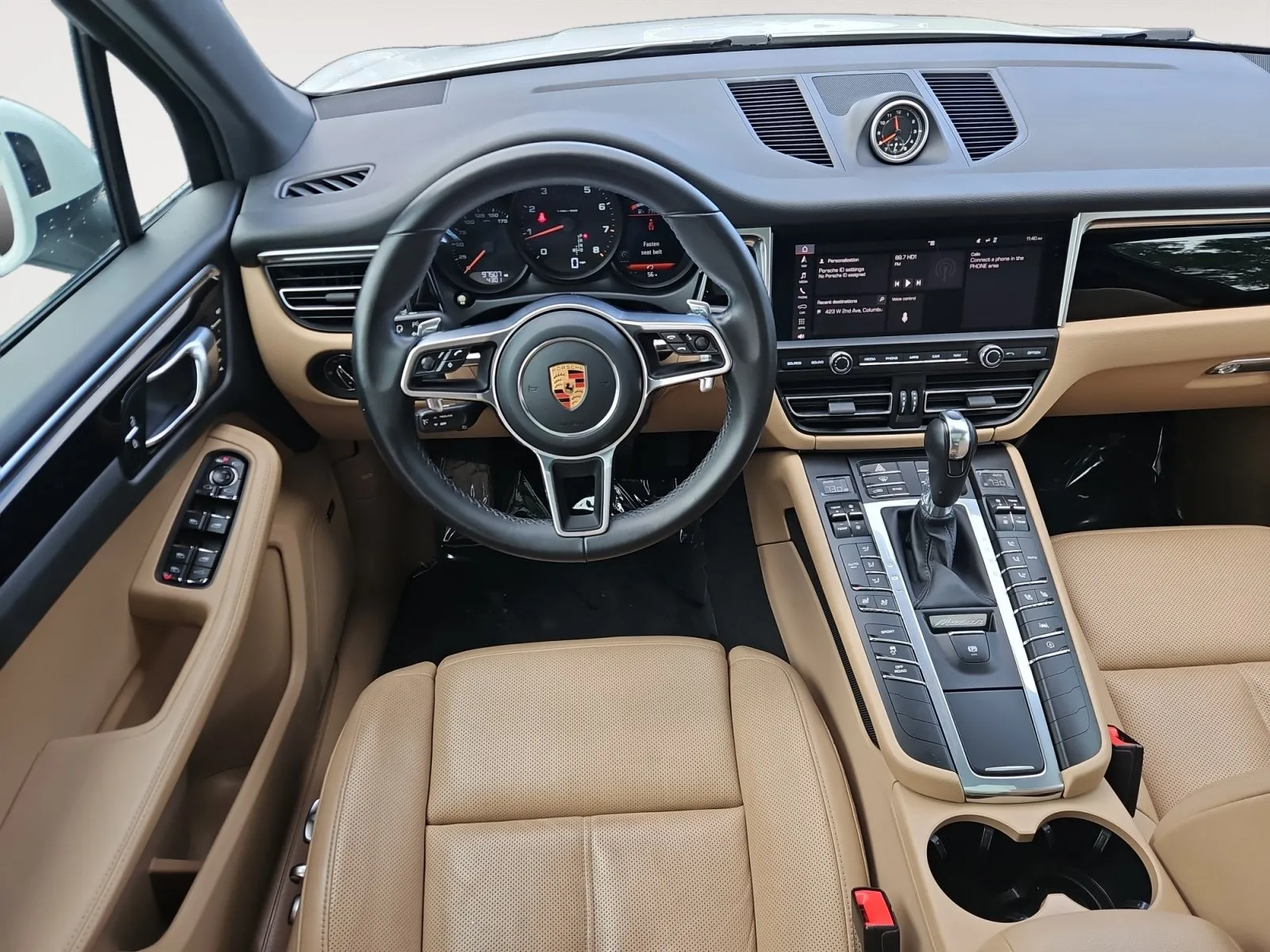 Porsche Macan photo 11