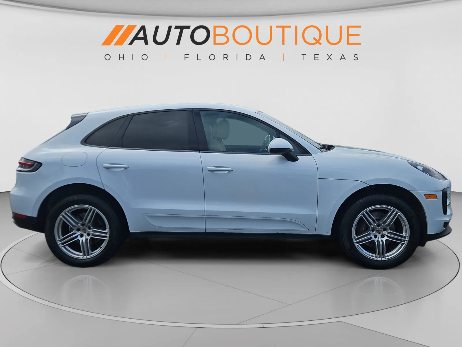 Porsche Macan photo 7