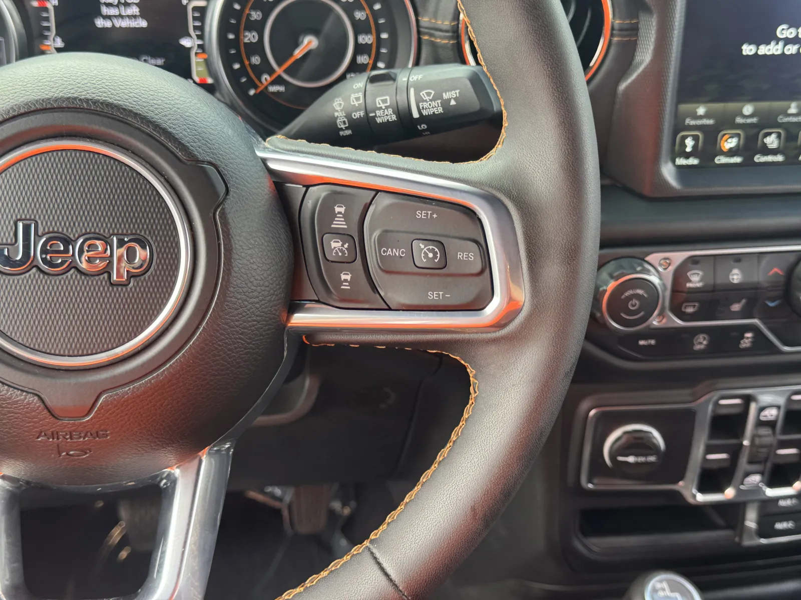 Jeep Wrangler photo 20