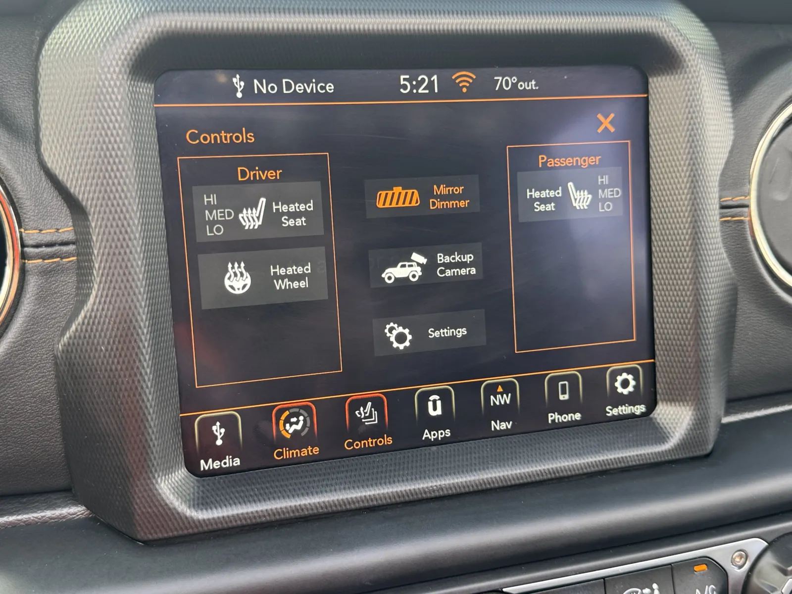 Jeep Wrangler photo 25