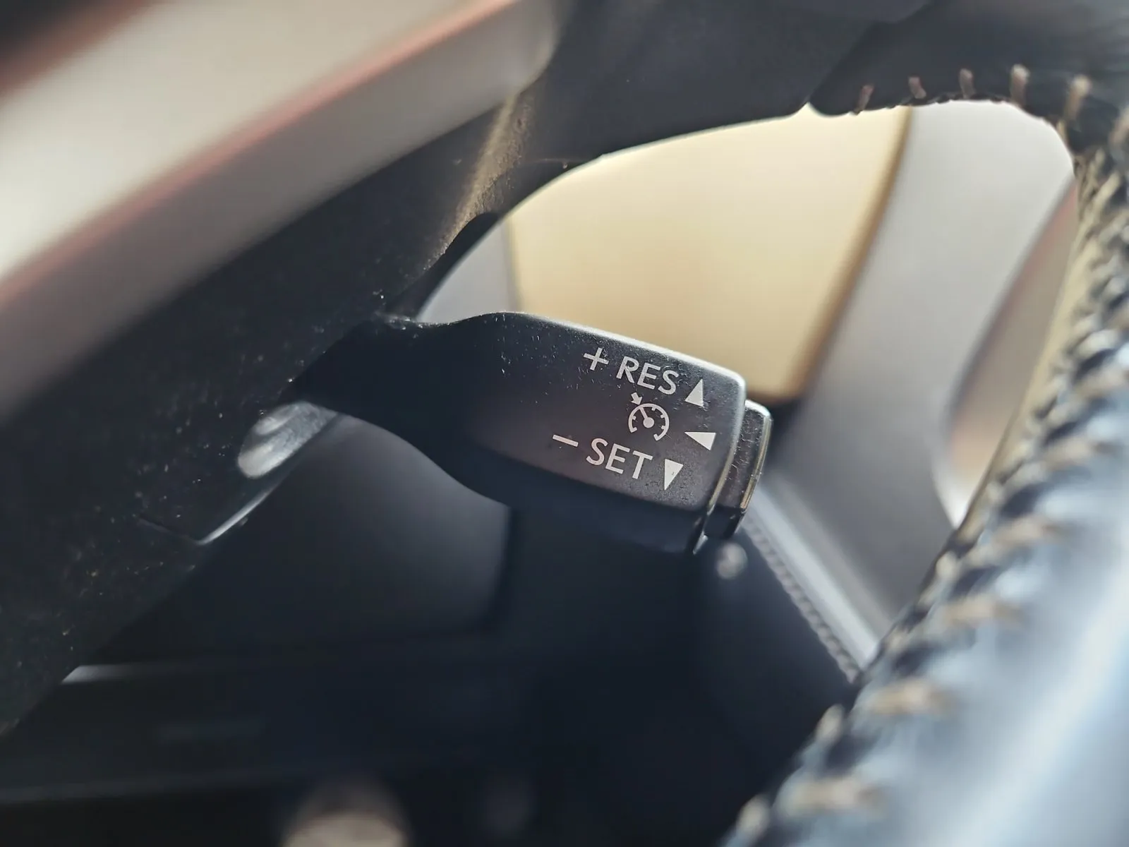 Lexus NX photo 24
