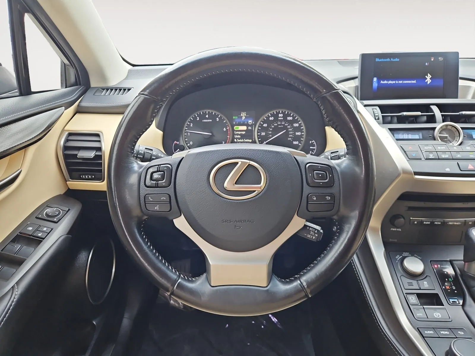 Lexus NX photo 13
