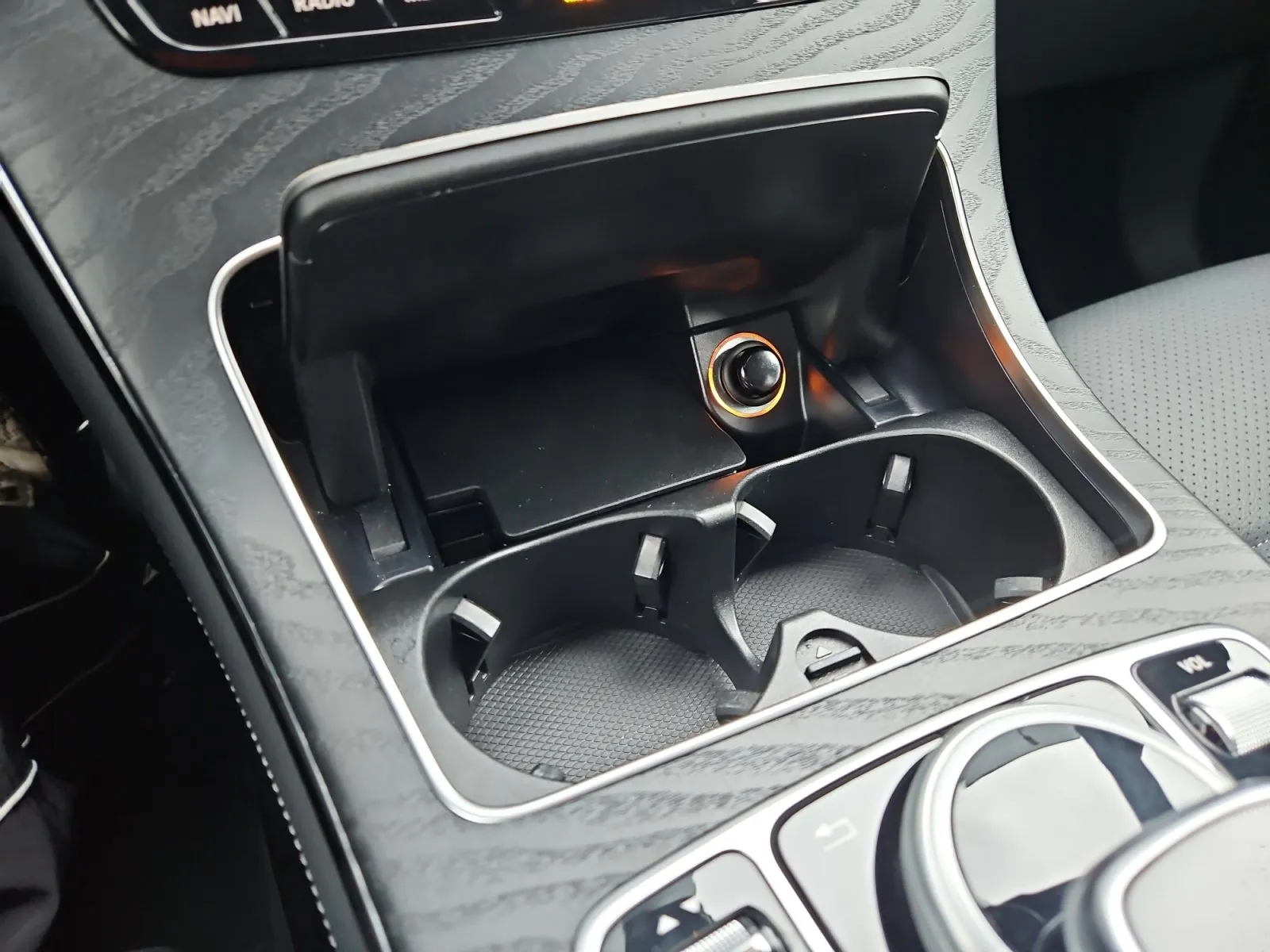 Mercedes-Benz GLC photo 23