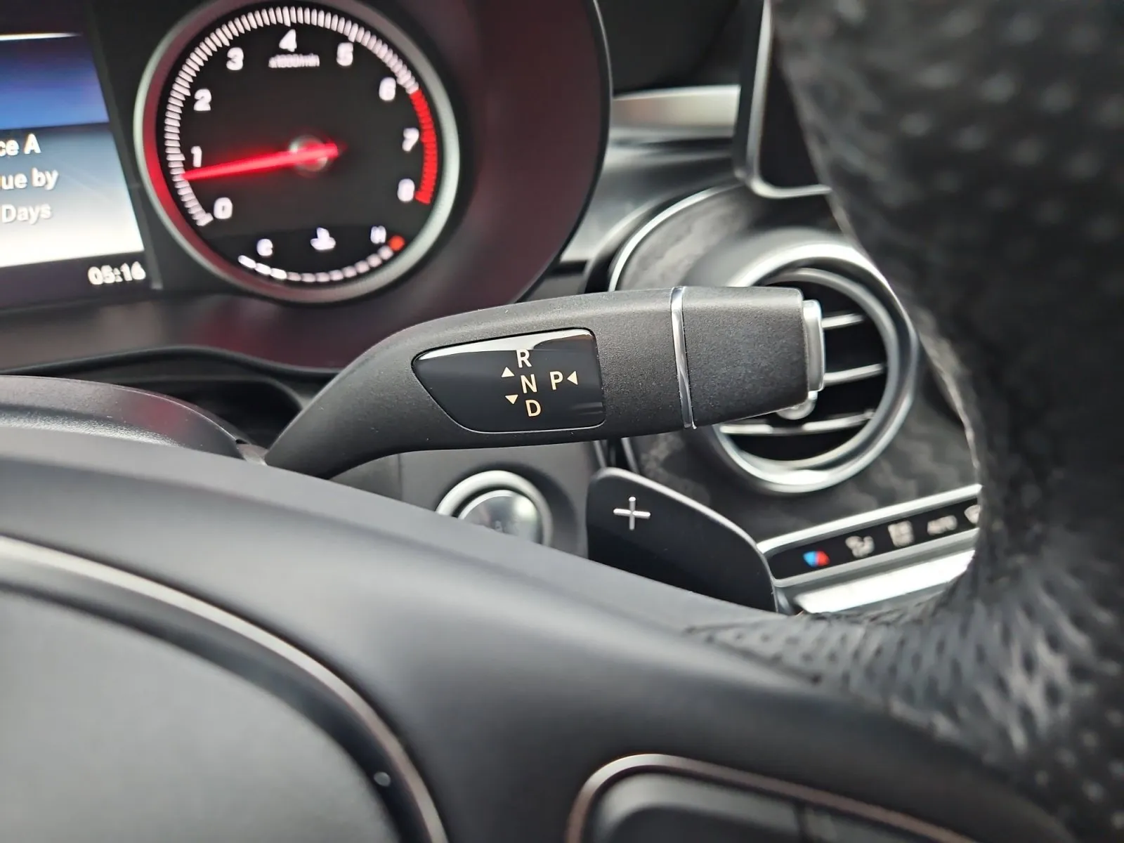 Mercedes-Benz GLC photo 27