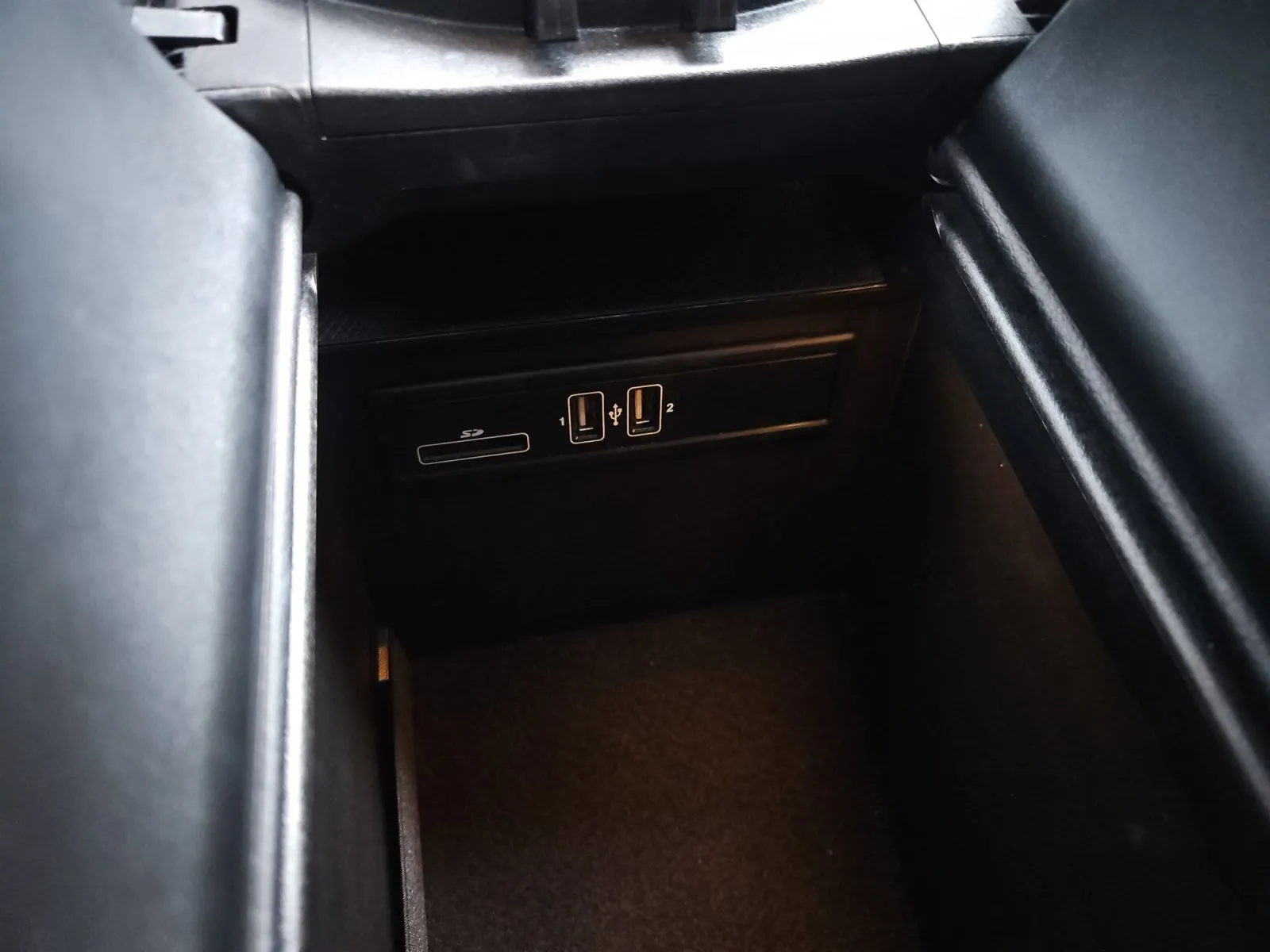 Mercedes-Benz GLC photo 26