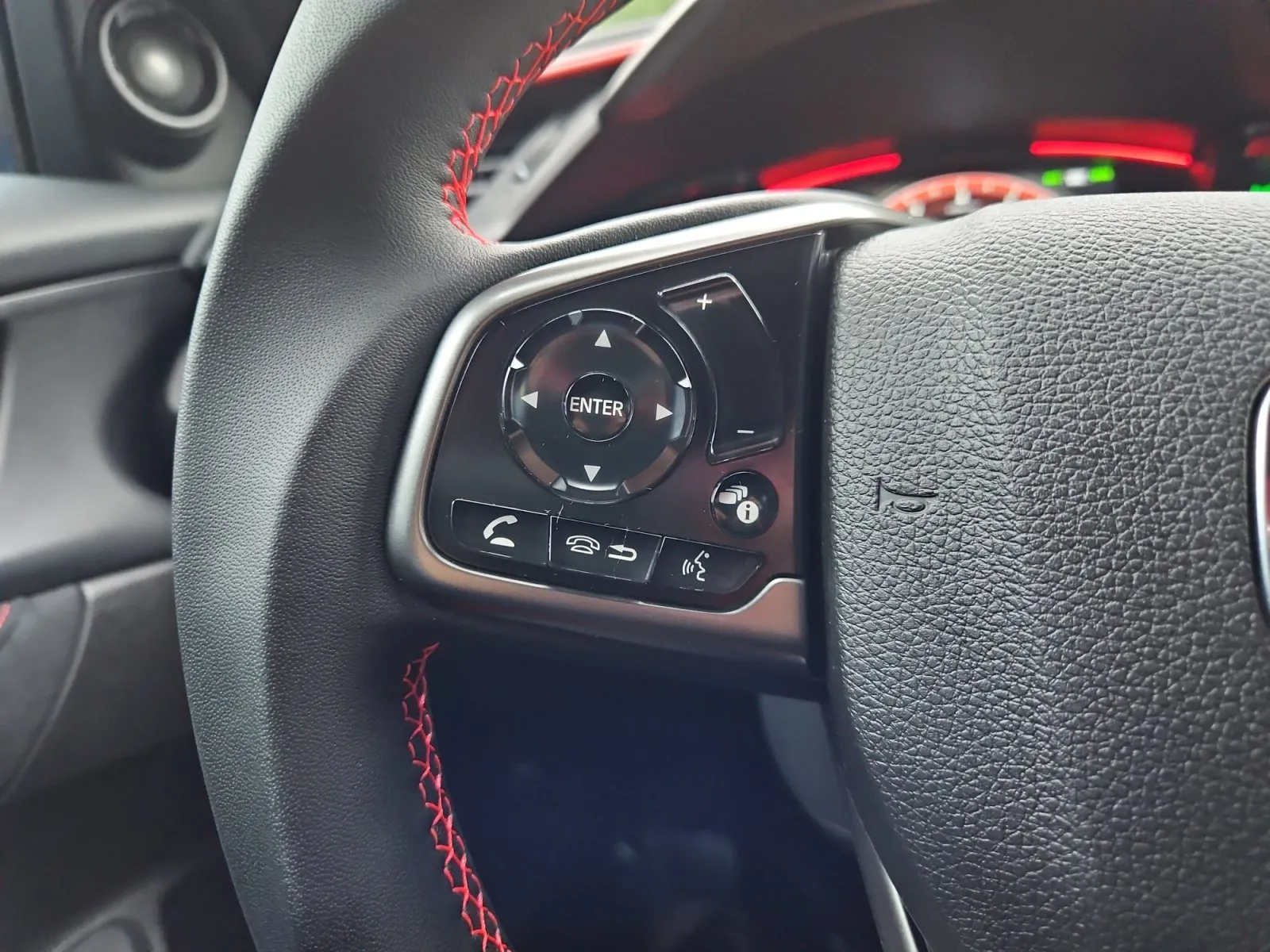 Honda Civic Type R photo 27