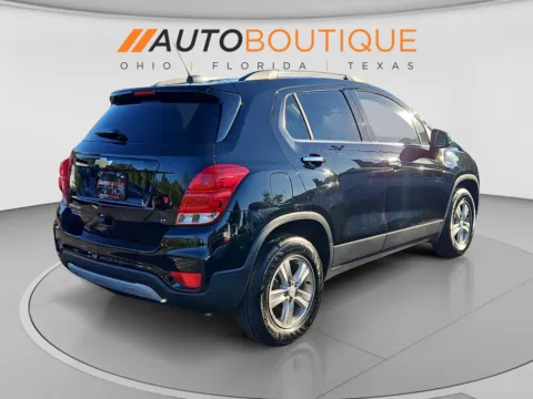 More photos of 2020 Chevrolet Trax LT at Auto Boutique Ohio, OH