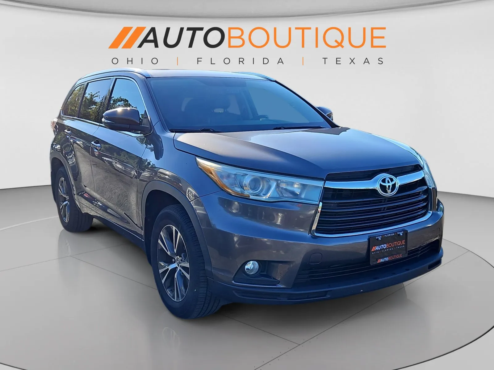 Toyota Highlander photo 8