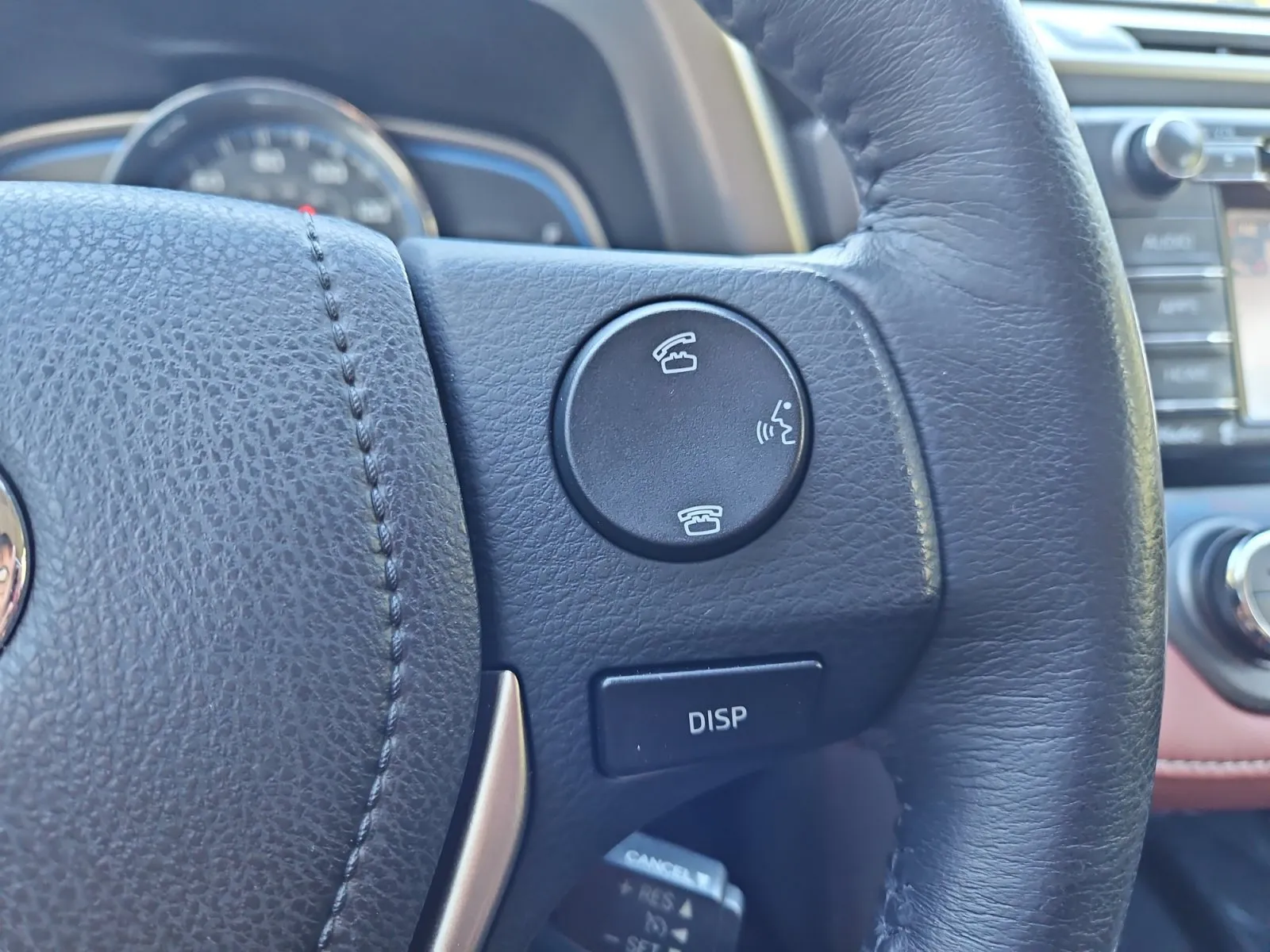 Toyota RAV4 photo 26