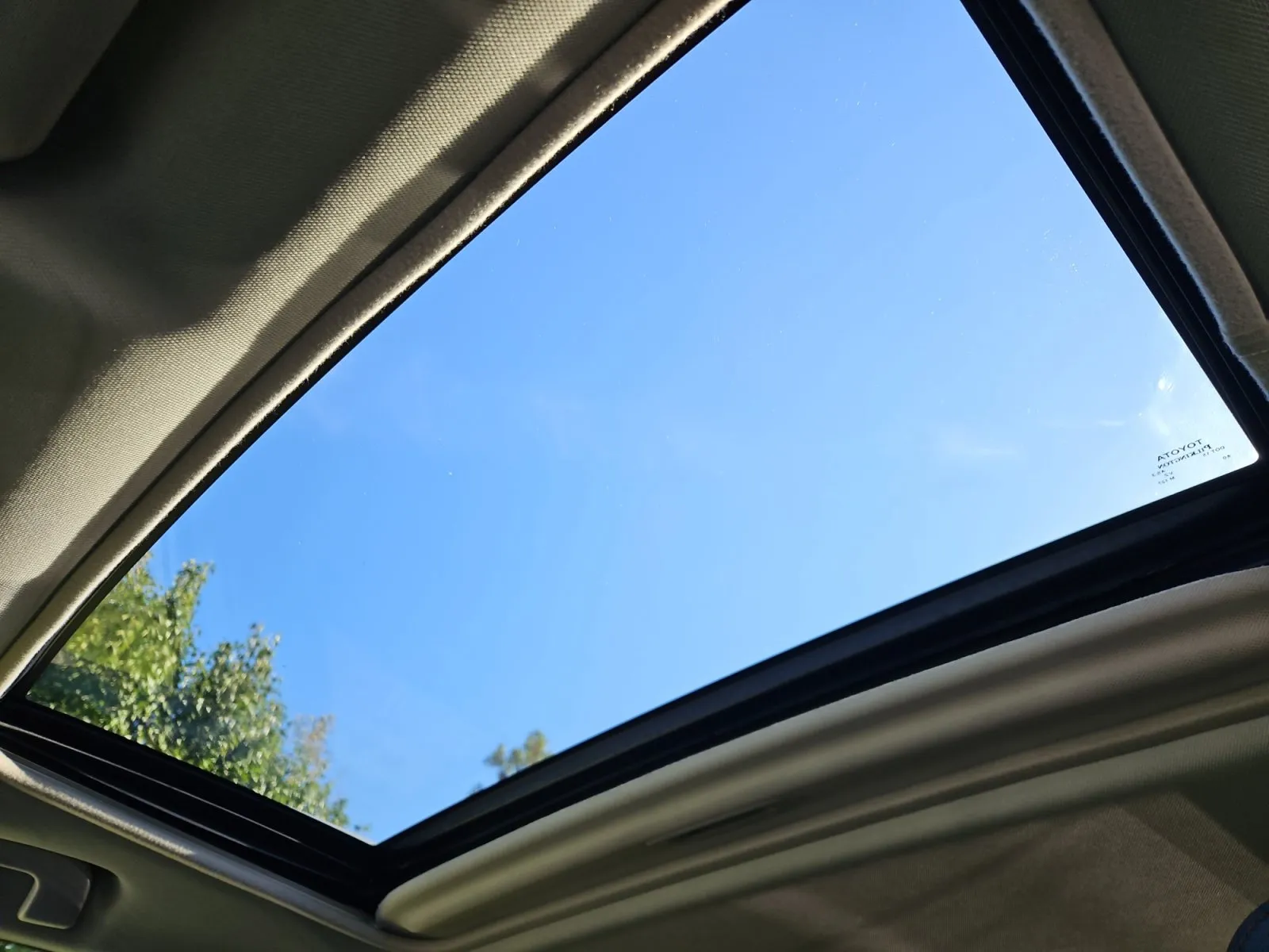 Toyota RAV4 photo 17