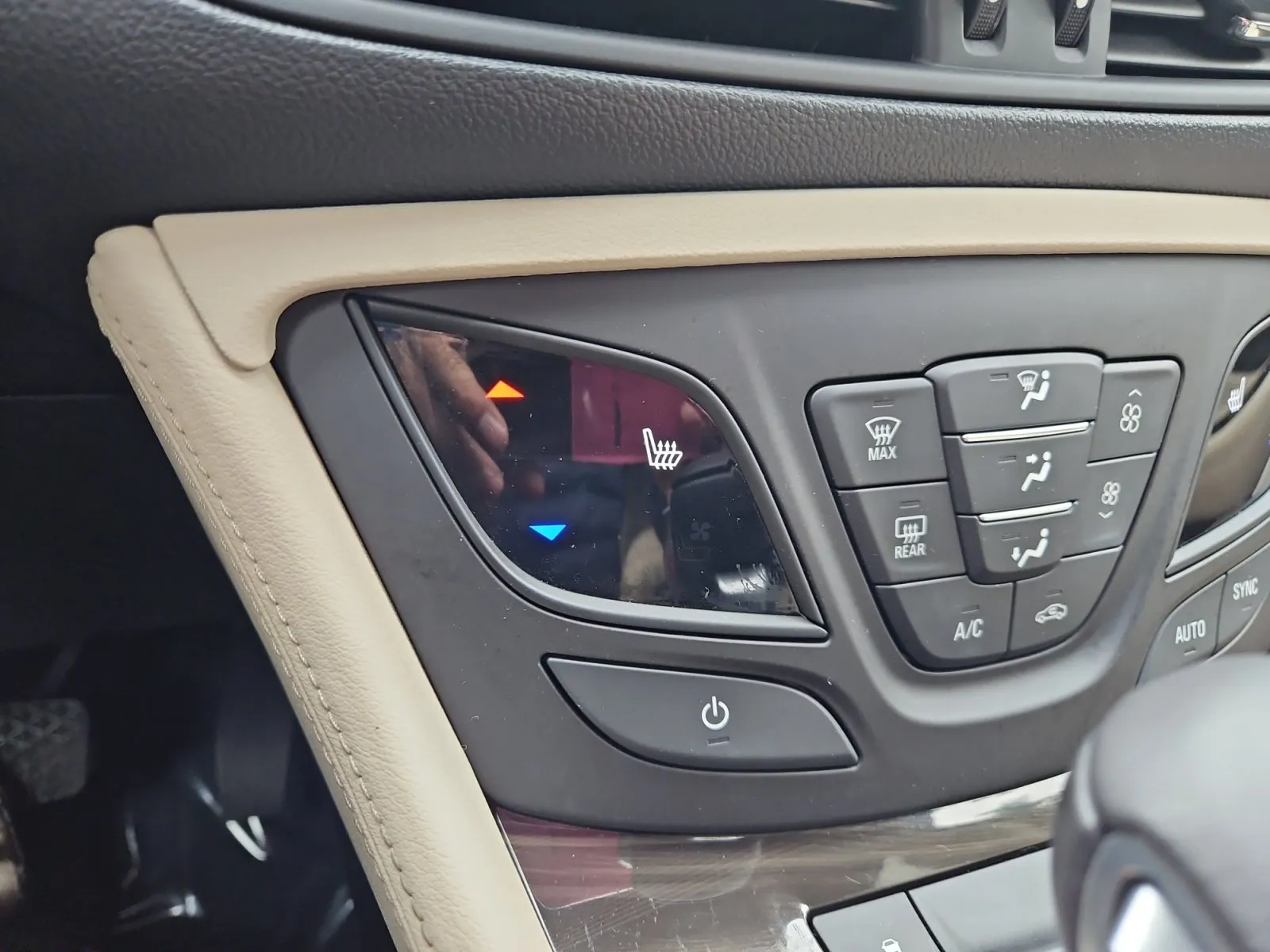 Buick Envision photo 22