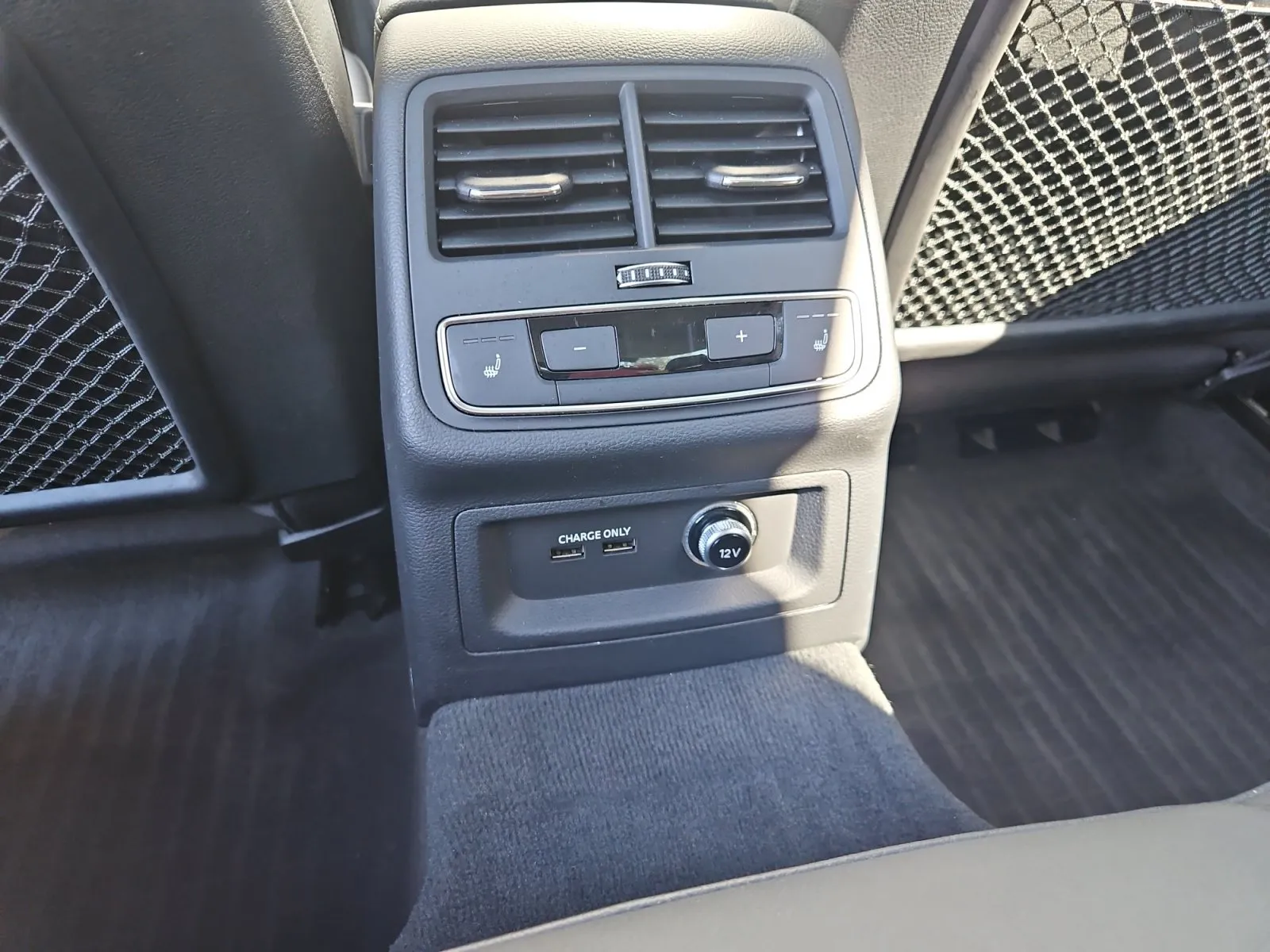 Audi A4 photo 13