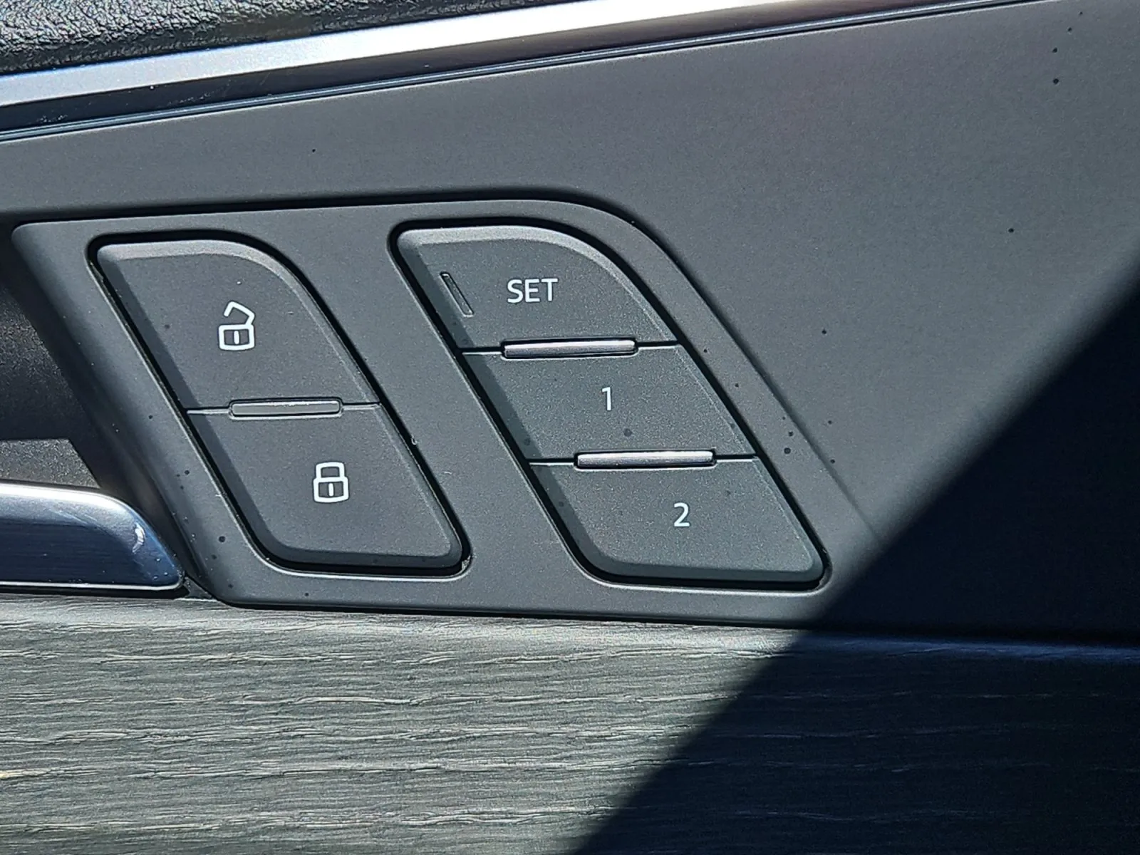 Audi A4 photo 16