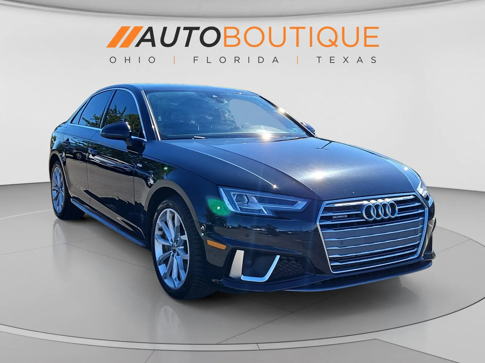Audi A4 photo 7