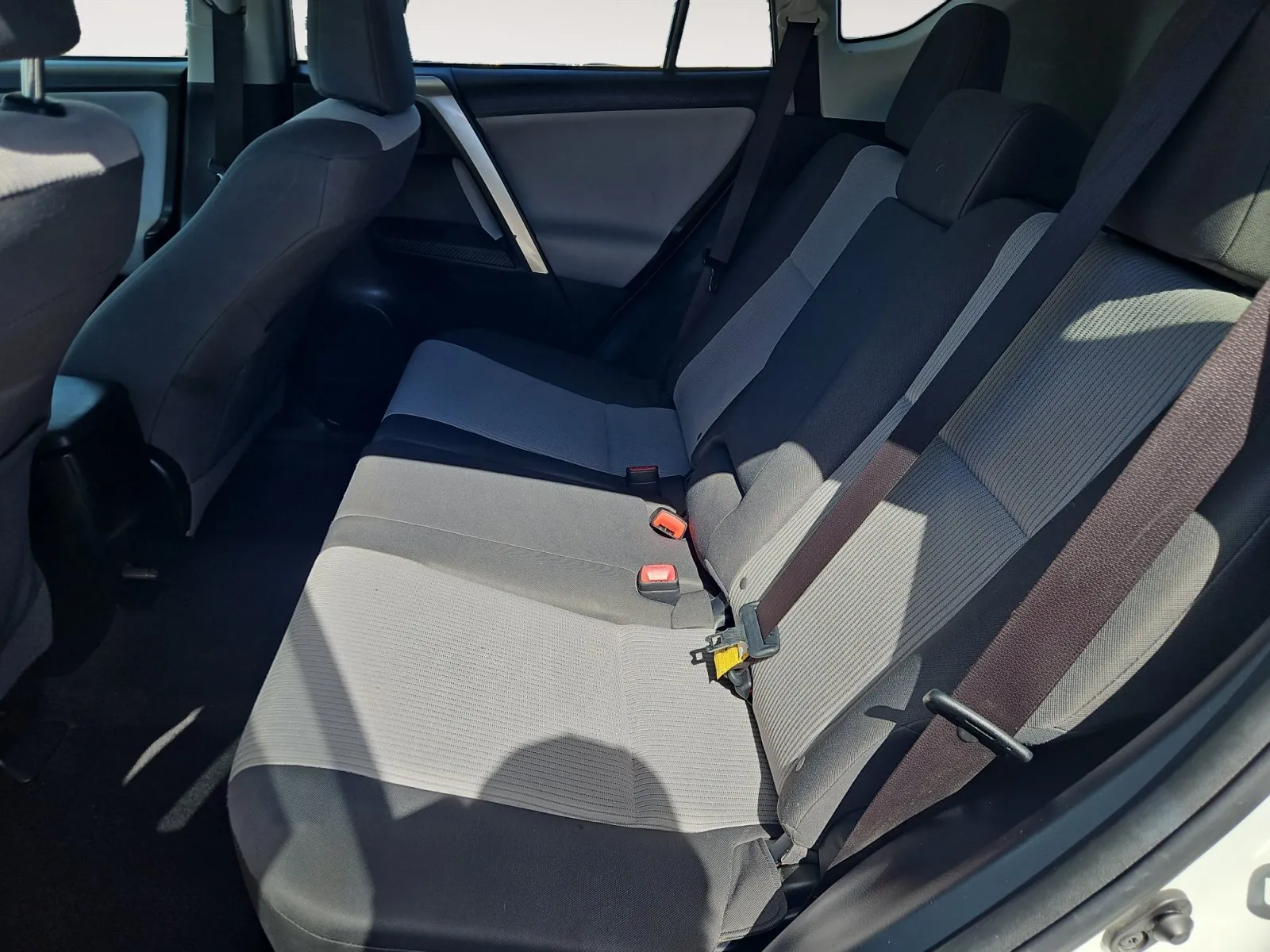 Toyota RAV4 photo 14