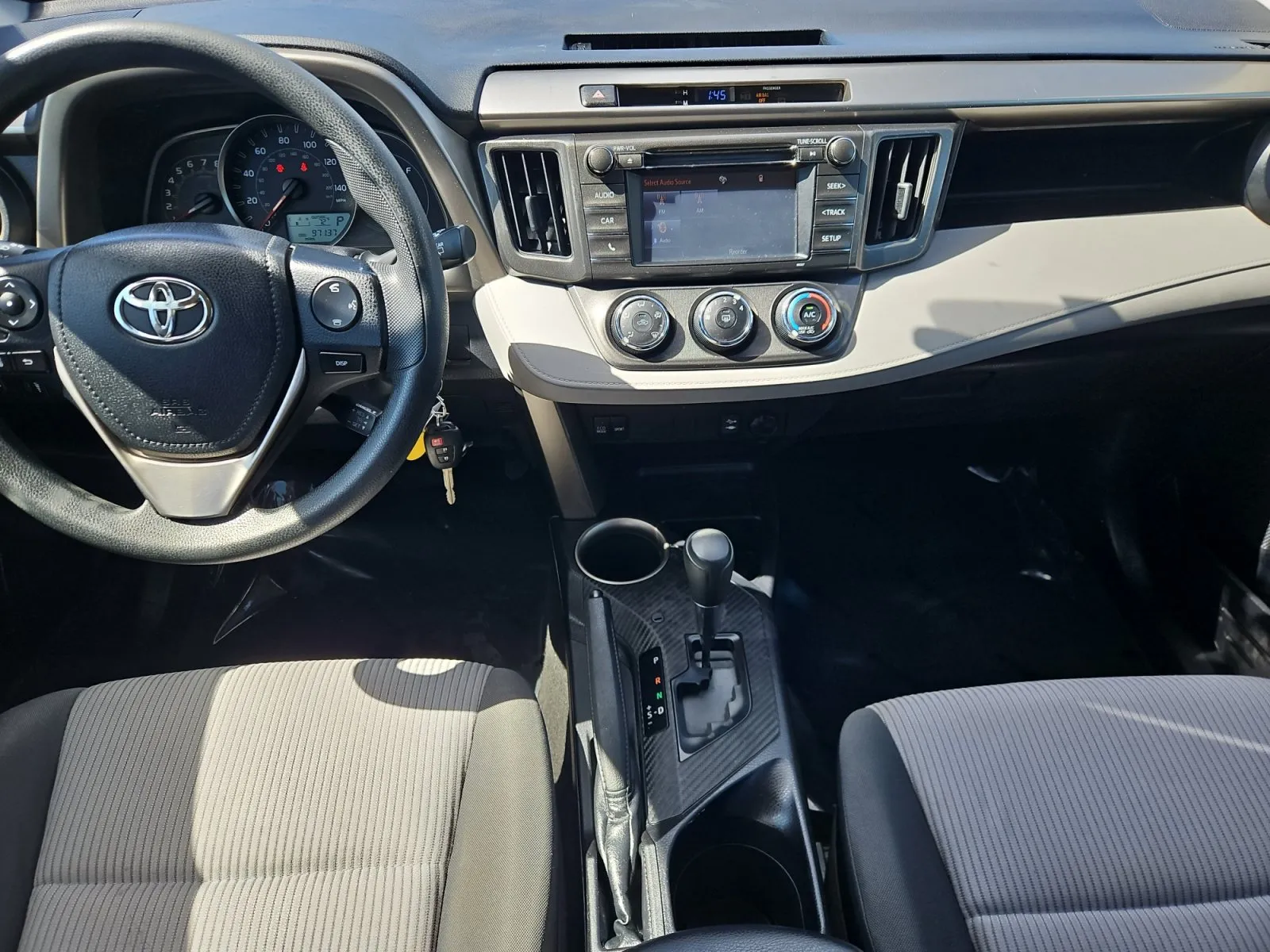 Toyota RAV4 photo 12