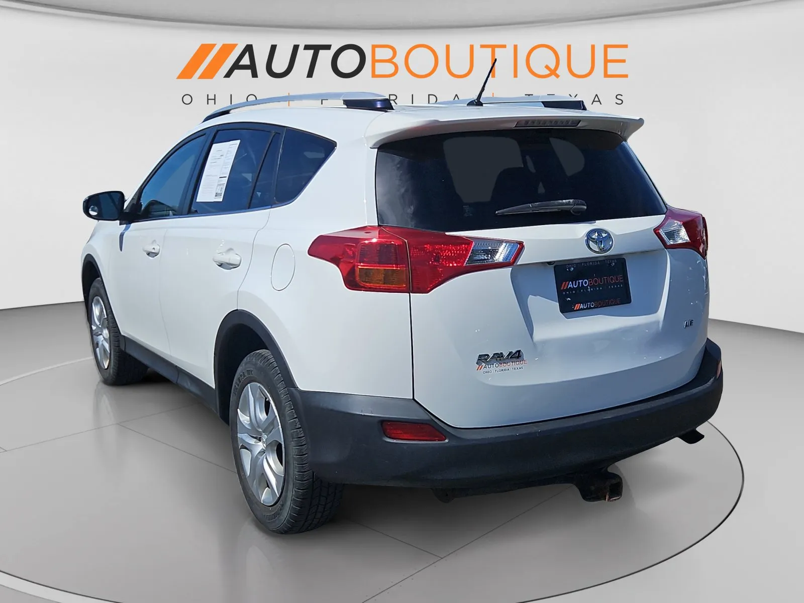 Toyota RAV4 photo 3