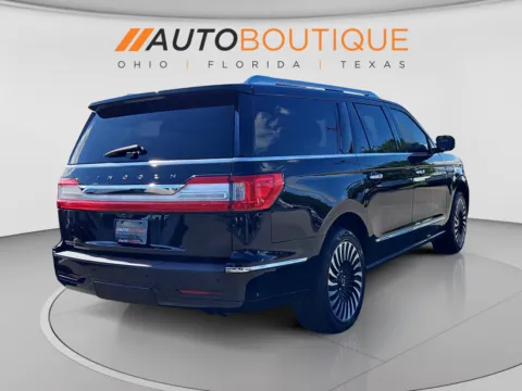 More photos of 2018 Lincoln Navigator L Black Label at Auto Boutique Ohio, OH