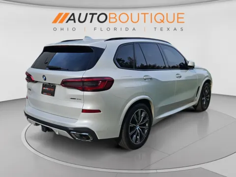 More photos of 2019 BMW X5 xDrive40i at Auto Boutique Ohio, OH
