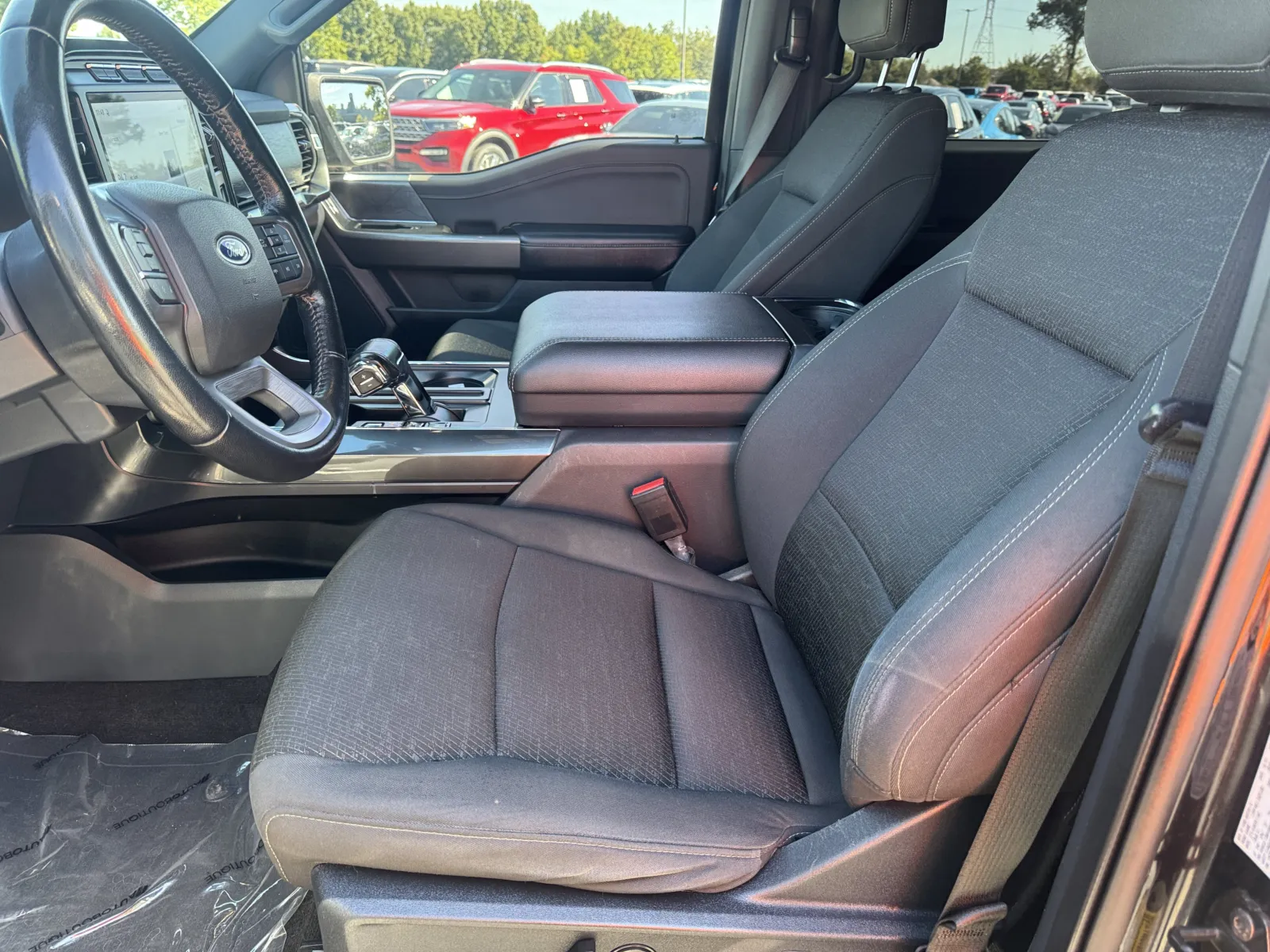 Ford F-150 photo 30