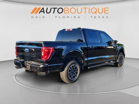 More photos of 2021 Ford F-150 XLT at Auto Boutique Ohio, OH