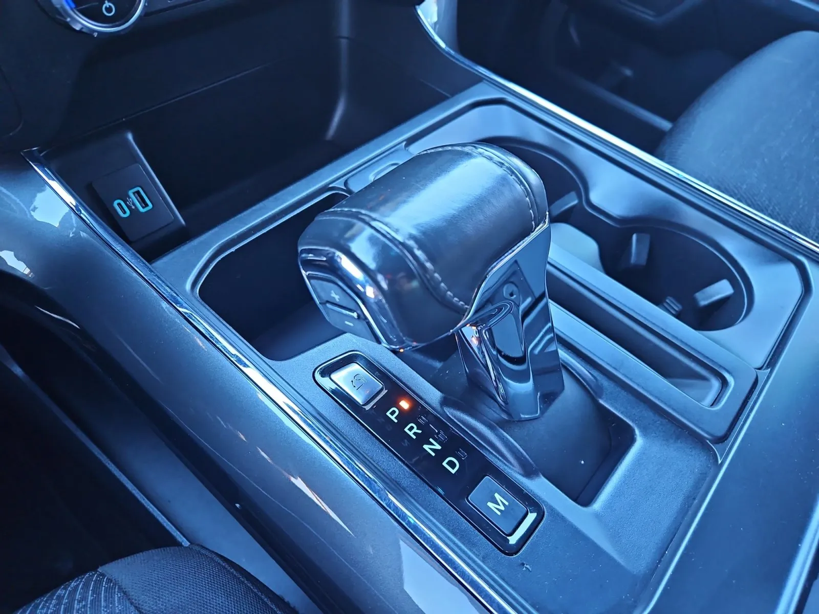 Ford F-150 photo 11
