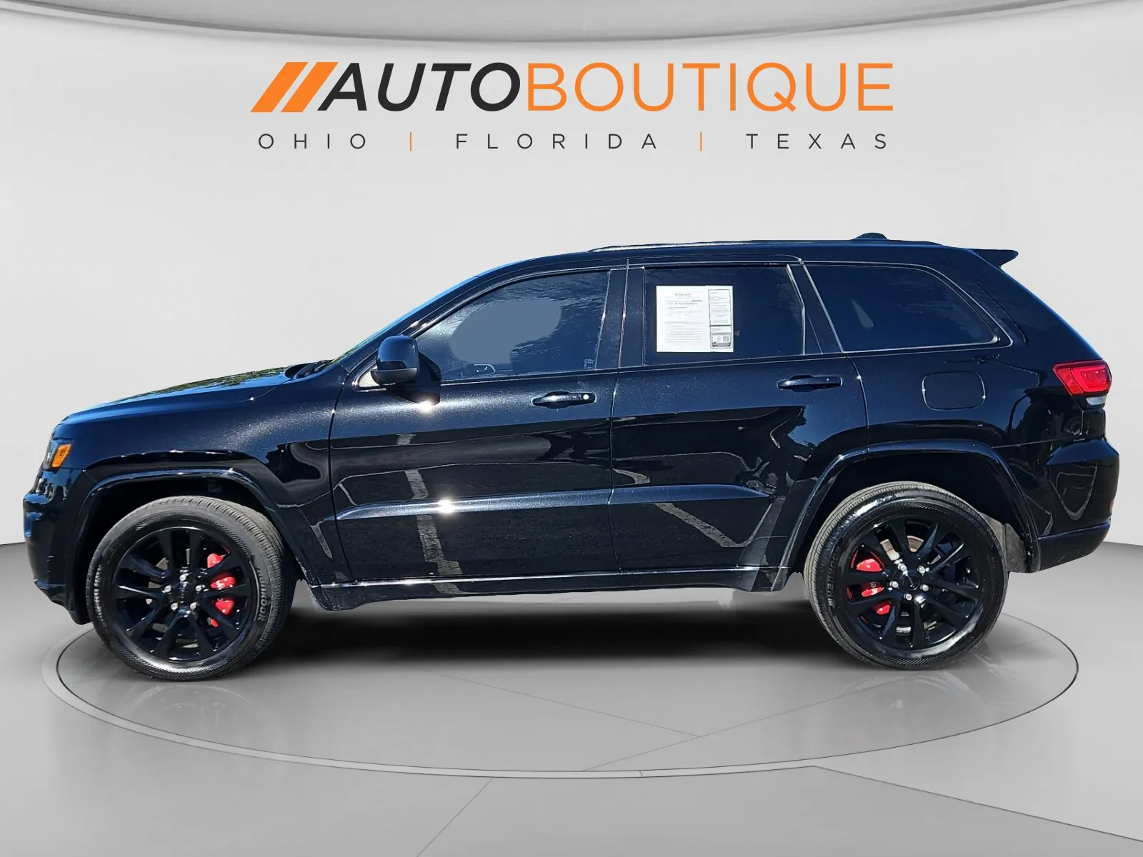 Jeep Grand Cherokee photo 2