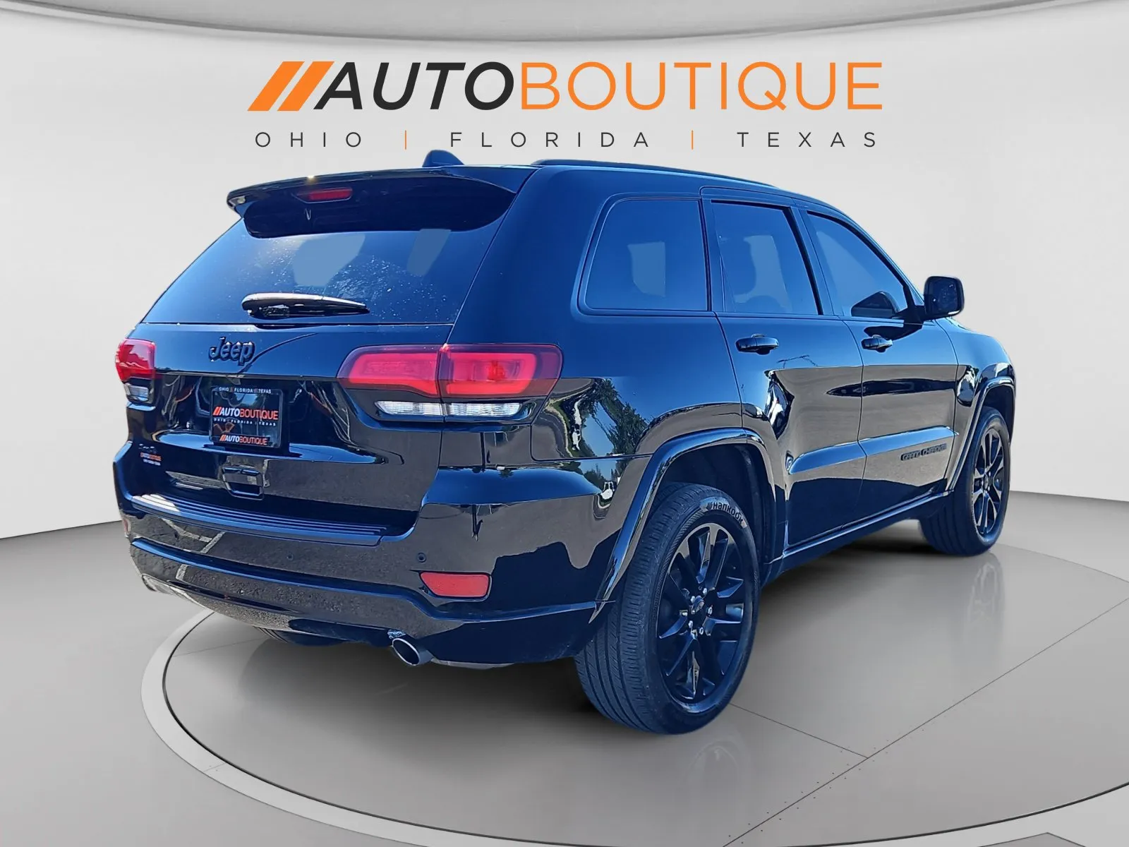 Jeep Grand Cherokee photo 5