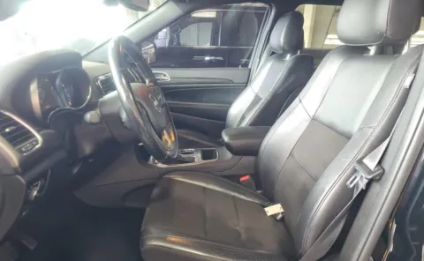 More photos of 2020 Jeep Grand Cherokee Altitude at Auto Boutique Ohio, OH