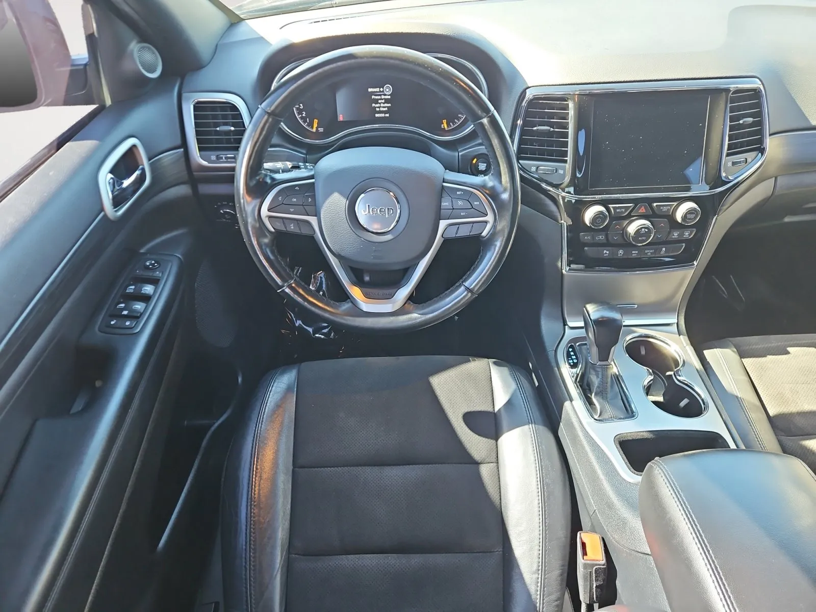 Jeep Grand Cherokee photo 10